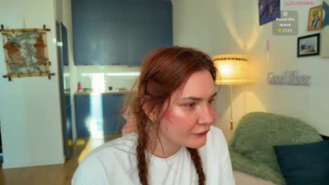 Snapshot of auriktrix chatting on May 3, 1:11 am AURIKA OR AURA online show from May 3, 1:11 am
