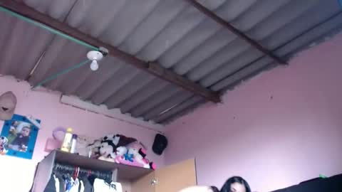 auroa_0785 online show from June 9, 7:03 pm