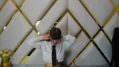 aurora online show from December 20, 6:13 pm