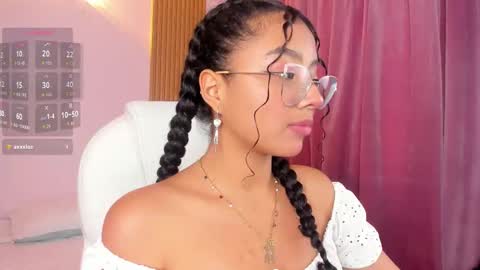 aurora_blis online show from October 17, 1:25 pm