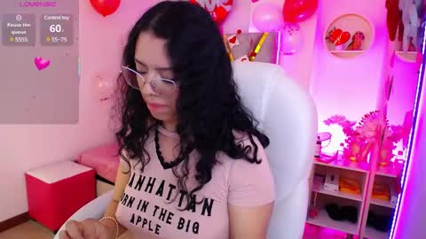 Aurora online show from February 13, 4:43 am