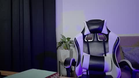 aurora_collins08 online show from March 26, 3:28 pm