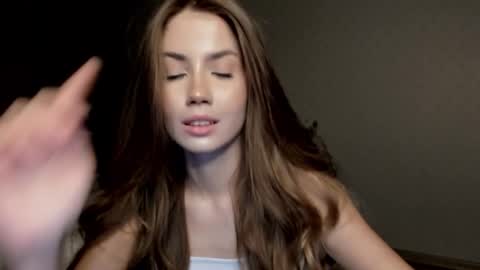 Aurora online show from November 15, 6:04 pm