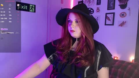 Miss A  Fansly - Auroradomina1 online show from October 30, 7:58 pm