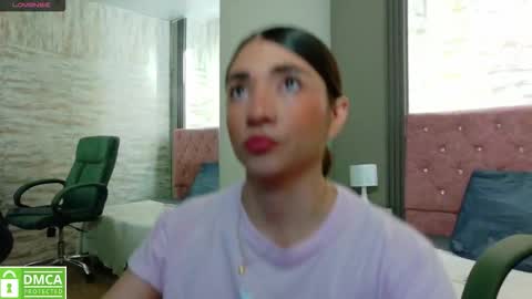 Snapshot of aurora_jones1 chatting on September 10, 3:28 am Aurora online show from September 10, 3:28 am