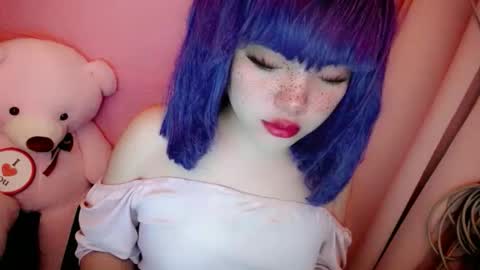 cute online show from March 31, 9:15 pm