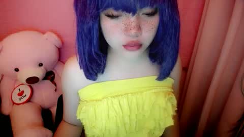 cute online show from June 8, 4:40 pm