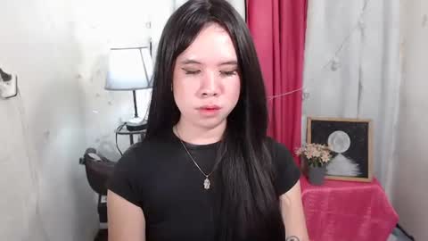 aurora xoxo online show from April 13, 5:18 pm