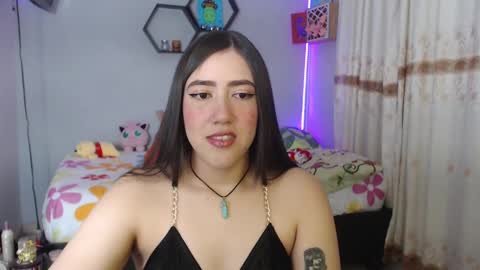 Snapshot of aurora_shy_ chatting on February 4, 9:10 pm Aurora online show from February 4, 9:10 pm
