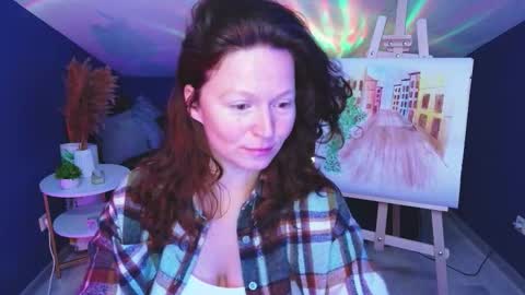 auroraborealis__ online show from October 13, 6:35 am