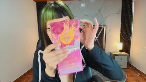 Aurora Diaz online show from April 1, 11:55 am