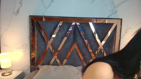Snapshot of auroradiaz_ chatting on May 22, 11:49 am Aurora Diaz online show from May 22, 11:49 am