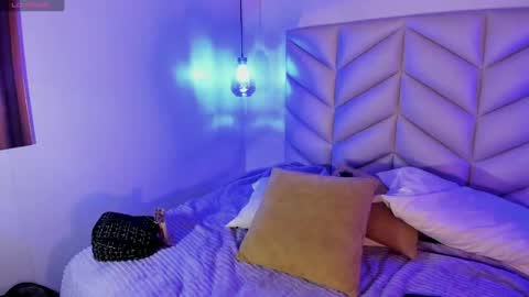 Aurora online show from February 28, 12:54 am