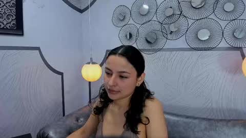 AuroraGracce online show from April 21, 11:38 am