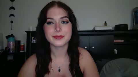 auroralightz1 online show from September 20, 2:34 am