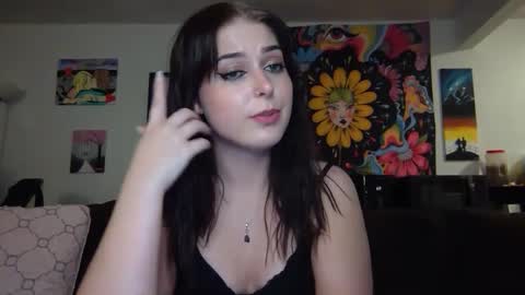 auroralightz1 online show from September 24, 2:48 am