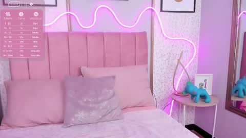 Mariana  online show from May 16, 12:29 am