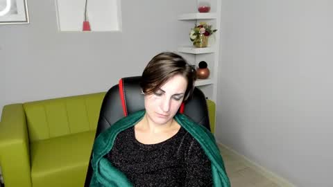 Aurora online show from December 12, 4:37 am