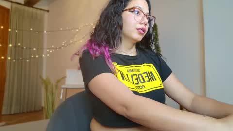 Aurora online show from December 31, 1:57 am