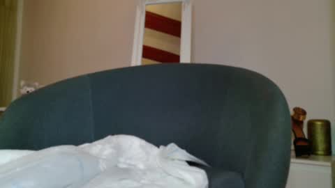 Aurora online show from February 27, 1:27 am