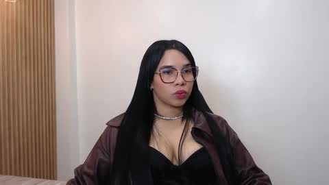 Snapshot of aurorasilk chatting on June 3, 6:35 pm Aurora online show from June 3, 6:35 pm