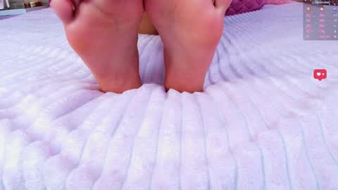 Snapshot of aurorasim chatting on February 8, 1:01 pm Aurora online show from February 8, 1:01 pm