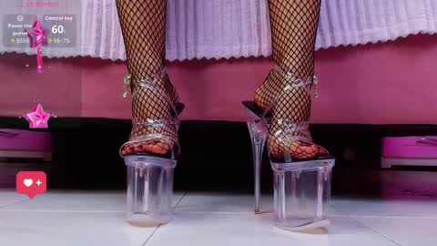 Snapshot of aurorasim chatting on October 28, 1:36 pm Aurora online show from October 28, 1:36 pm