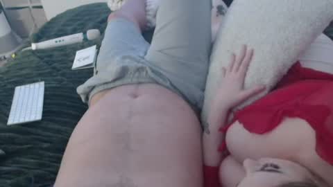 aussiecouple101798558 online show from June 27, 9:53 pm