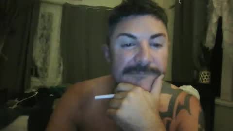 Snapshot of aussiemandon962425 chatting on October 18, 2:51 pm aussiemandon962425 online show from October 18, 2:51 pm