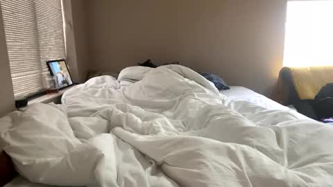 HarrisonGeorge online show from February 27, 3:15 pm