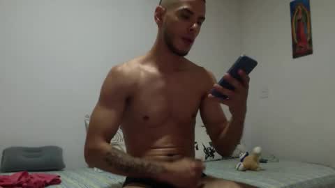 austin0613 online show from April 21, 4:08 am