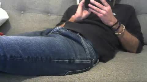 Snapshot of austin24100 chatting on February 19, 6:32 pm Austin online show from February 19, 6:32 pm