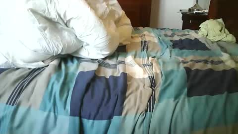 Snapshot of austin24100 chatting on October 13, 10:48 am Austin online show from October 13, 10:48 am