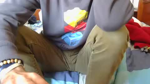 Snapshot of austin24100 chatting on November 25, 11:43 am Austin online show from November 25, 11:43 am