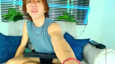 austin_collinsxx online show from December 19, 4:47 pm