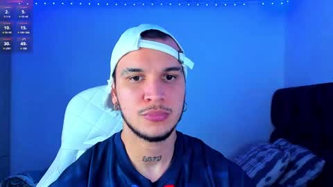 A online show from December 15, 12:18 am