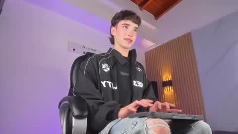 austin_rouse online show from March 4, 8:15 pm