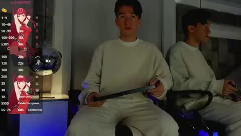 austinreeds online show from March 15, 12:00 pm