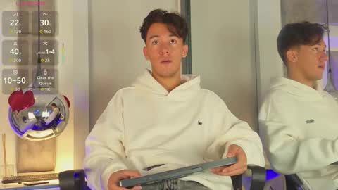 austinreeds online show from March 24, 12:21 pm