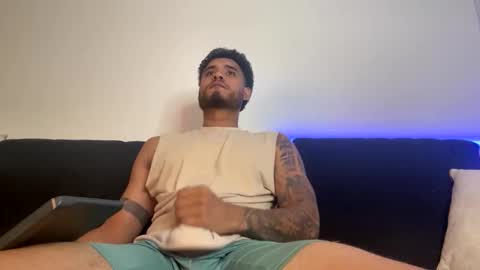 AustinTorres  online show from April 23, 12:34 am