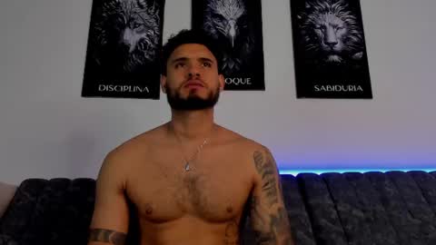 Snapshot of austintorres_ chatting on July 13, 12:13 am AustinTorres online show from July 13, 12:13 am