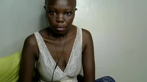 autumnbeagle online show from October 19, 7:20 am