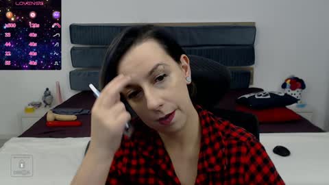 Snapshot of autumnopal chatting on December 17, 12:01 am AutumnOpal online show from December 17, 12:01 am