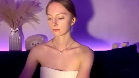 Annie online show from September 28, 5:07 pm