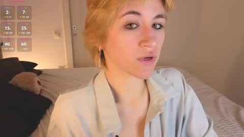 Alice online show from April 23, 4:09 pm