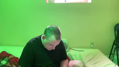 Snapshot of auz1812 chatting on December 20, 7:21 pm Auz online show from December 20, 7:21 pm