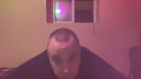 Snapshot of auz1812 chatting on April 10, 7:35 am Auz online show from April 10, 7:35 am
