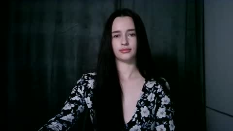 Ava online show from May 21, 8:54 am