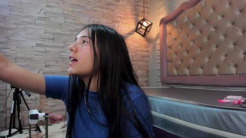              online show from January 21, 3:15 am