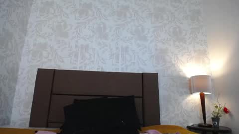 Ava  online show from April 21, 1:42 am